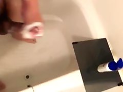 Japanese straight masturbate in bathtub